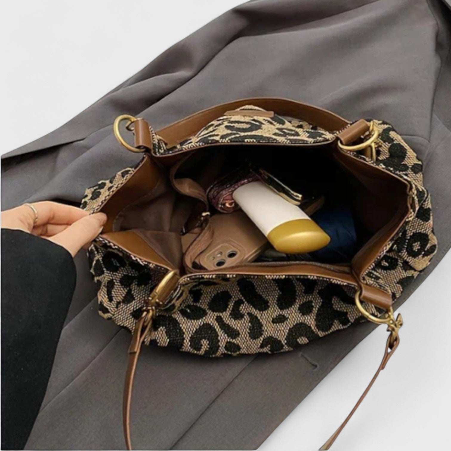 Klara - Leopard Print Canvas Tote